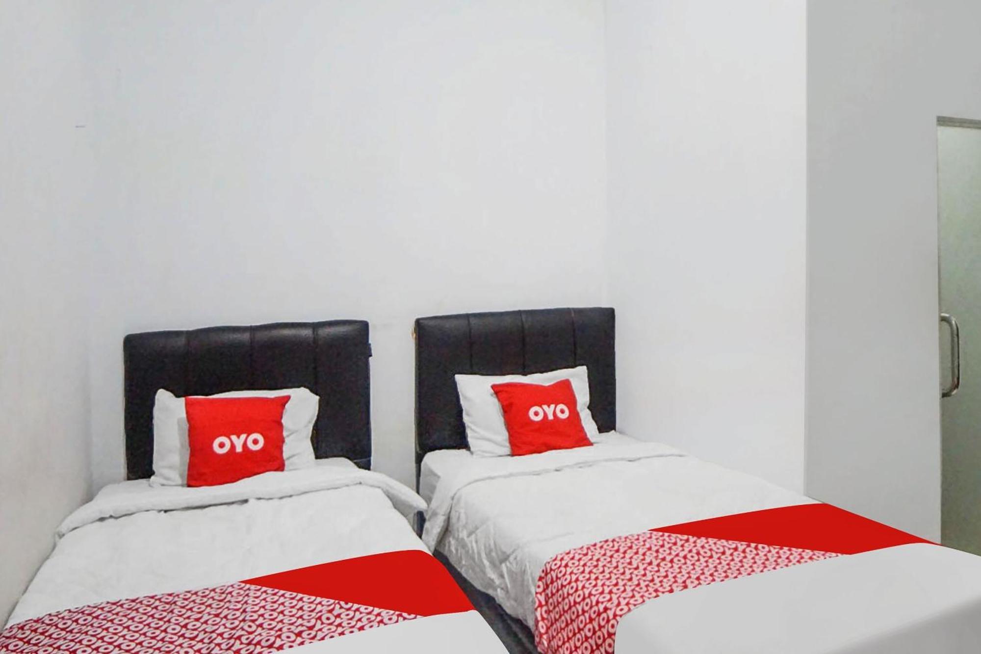 Super Oyo 91627 Wika Wiki Homestay Medan Ngoại thất bức ảnh