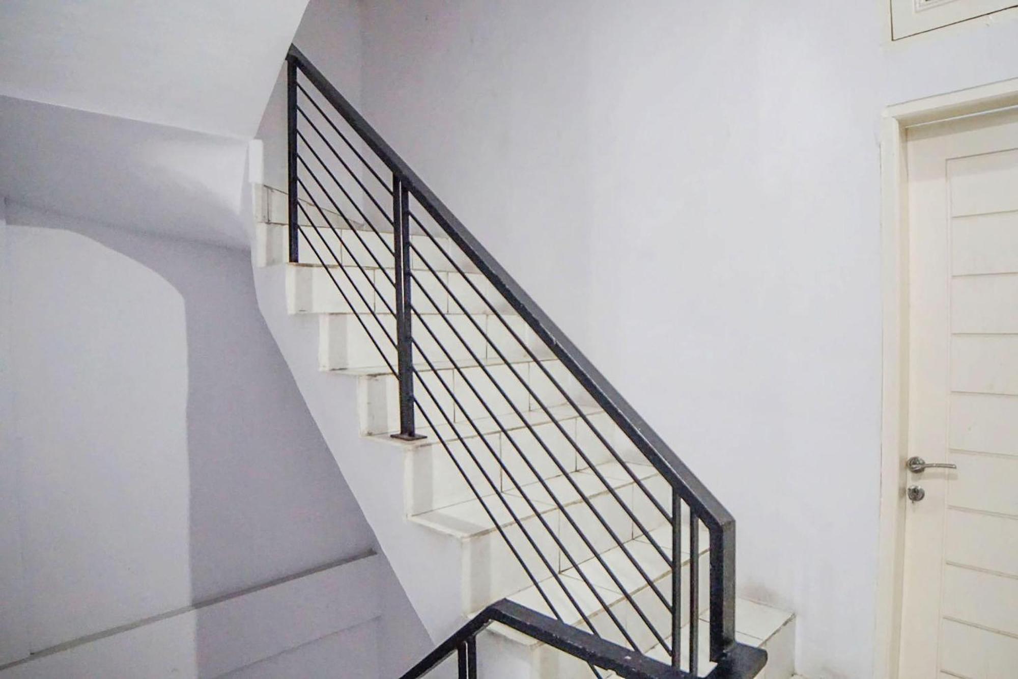 Super Oyo 91627 Wika Wiki Homestay Medan Ngoại thất bức ảnh