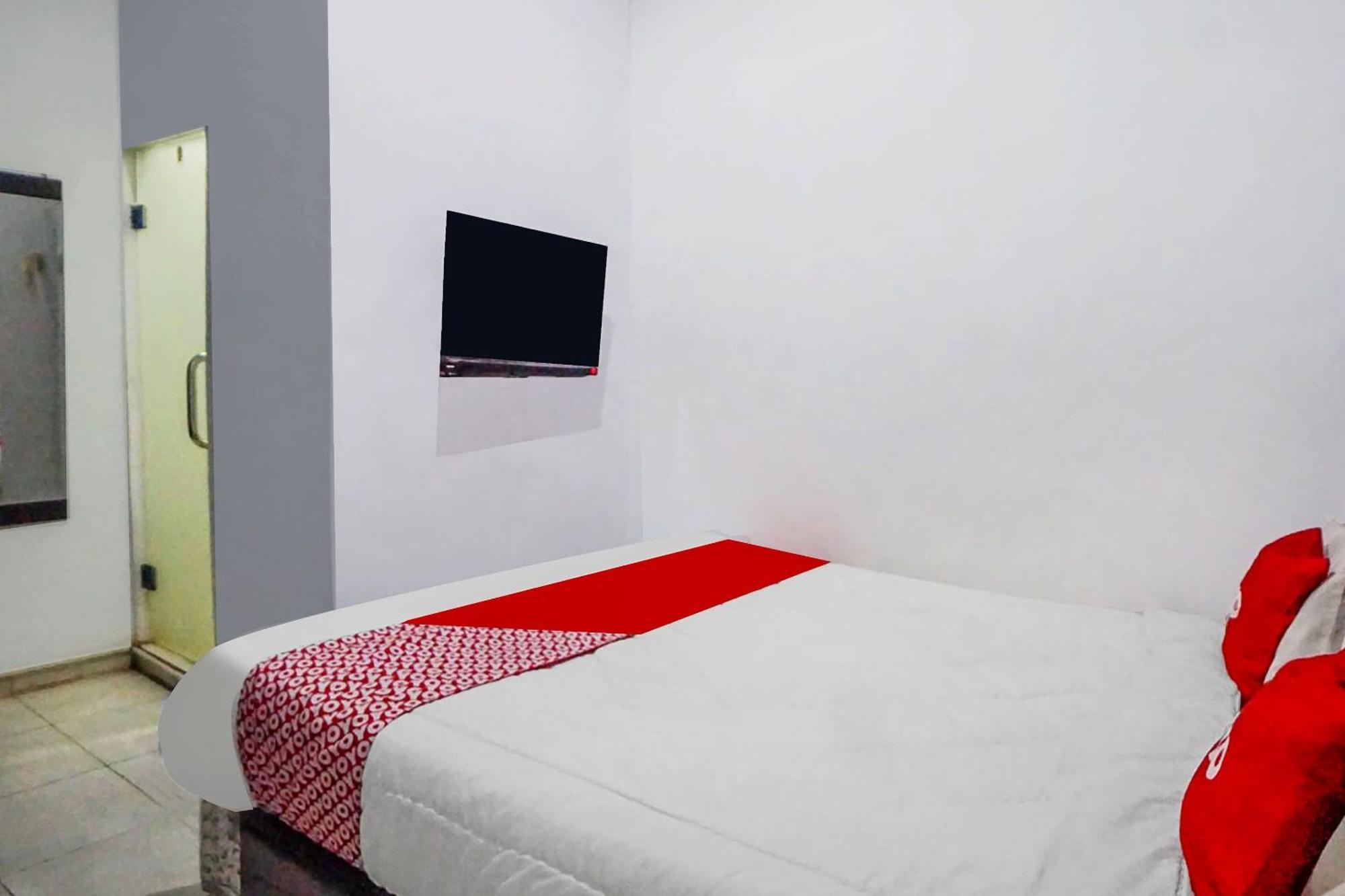 Super Oyo 91627 Wika Wiki Homestay Medan Ngoại thất bức ảnh